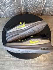 Nike Air Max Axis AH5222-012 Black Gray Hyper Volt GS Size 6y Youth