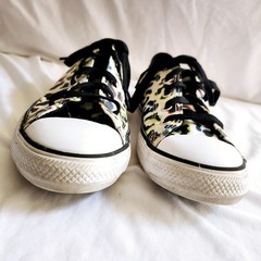 Converse Neon Leopard Print Black & White Chuck Taylor All Stars, Junior Sz 2