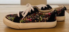 Official Nintendo Ground Up Super Mario Bros Shoes Youth Sz 3 Canvas Colorful