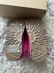 UGG K Cluggette Pink Shearling Suede Slippers Fur Trim Logo EU 36 US 4