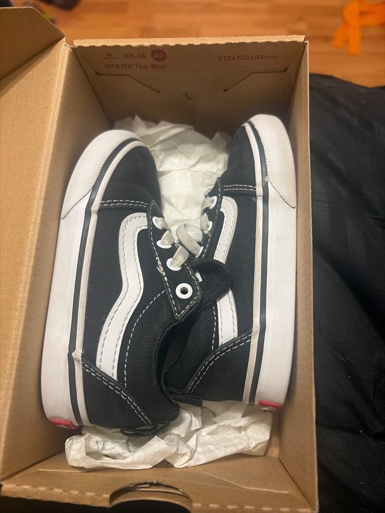 Size 7 VANS Ward Platform Low Black