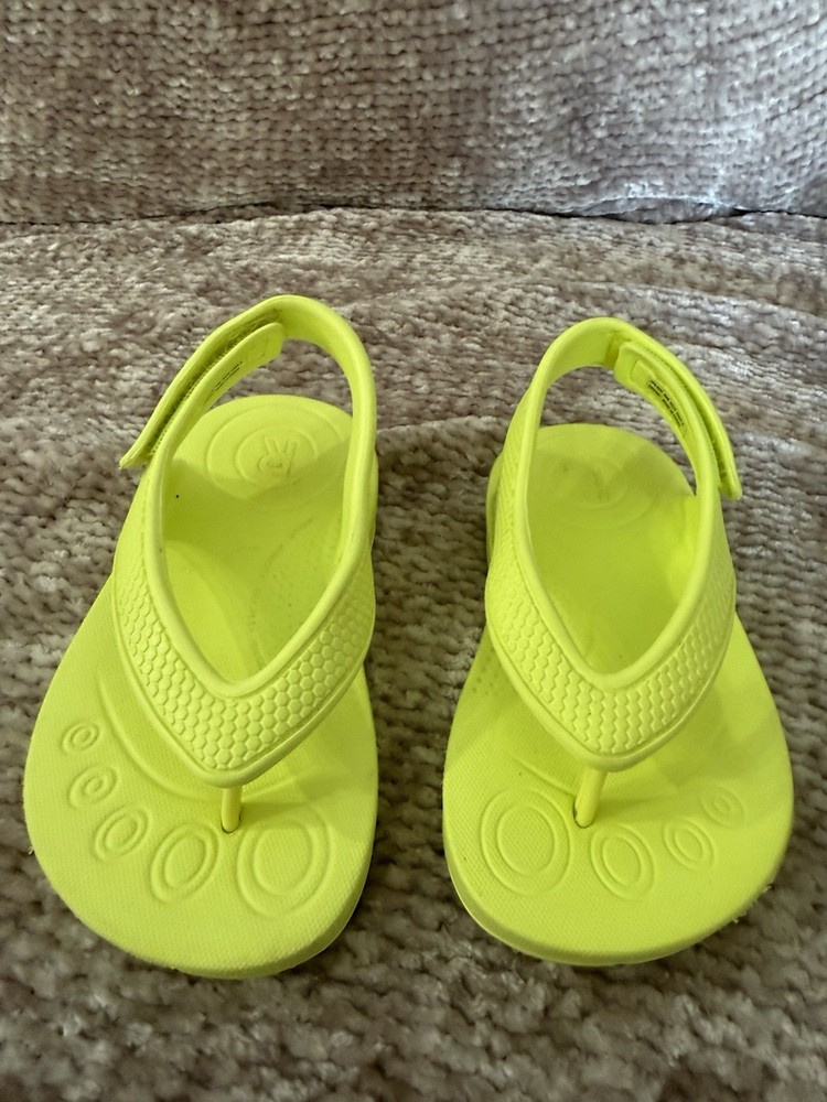 Fit Flop Toddler Ergonomic Flip Flops Size 7