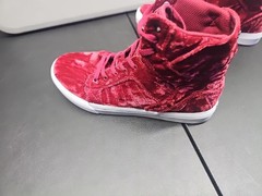 SUPRA Skytop Dark Ruby Velvet / White 58062-643-M Kids Size 6. 5 US
