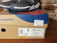 Champion Junior Rally PRO Graphite (Gray) Size 7Y CM100019Y pre-owned Great cond