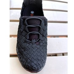 Bernie Mev Kids Cuddly Black Woven Elastic Slip On Sneakers Size 33 Youth/1.5
