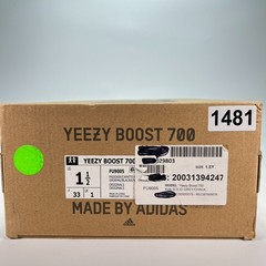 Adidas Yeezy Boost 700 Solid Grey Chalk Fashion Sneakers FU9005 Youth Size 1.5Y