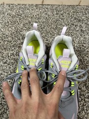 Nike Air Max 270 React Low Lemon Venom BQ0103-010 Men & Youth Size 6 Womens 7.5