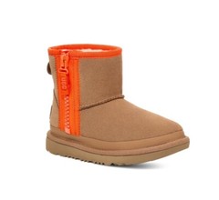 UGG Z5241* Kids Chestnut Classic Mini Zipper Tape Logo Shearling Boots Size 2 M