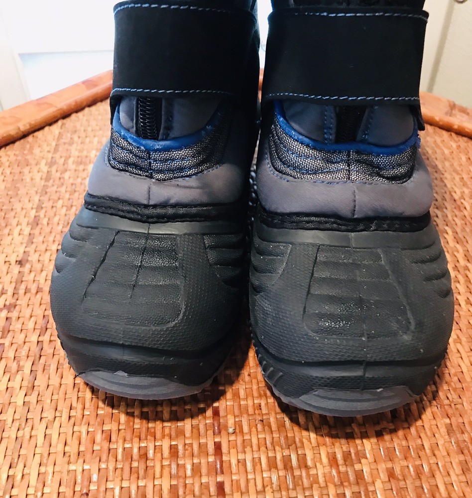 Buster Brown Chill Chasers Size 2 Medium Gray Blue Snowboots Kids Youth