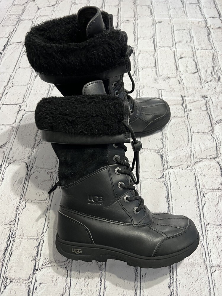 Kid’s UGG Butte II Toggle Tall Boots Size US 1/EURO 32.5