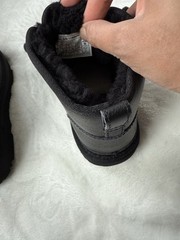 NEW UGG Neumel II Boot Black Leather Big Kids US3/UK2/EU35 (1136847K)