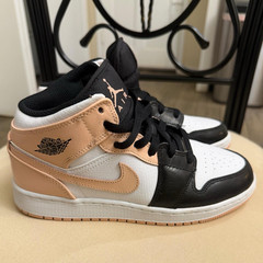 Jordan Air Jordan 1 Mid GS Black/White/Pink Leather Lace-Up Sneaker 5.5Y, No Box