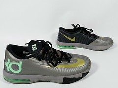 Nike KD VI PRECISION TIMING BLACK 599477 003 SIZE US 5.5Y YOUTH UK 5