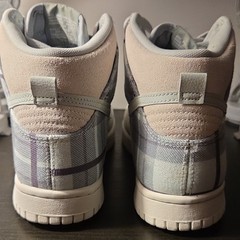 Nike Dunk High SE (GS) Gray/White Plaid High Top Sneaker 5.5Y DV1724-100