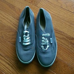 Vans Grey & White Unisex Vans Size 5.5 Male, 7 Female