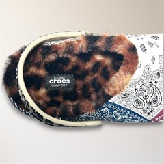 Crocs Classic Lined Bandana Zebra Clogs Kids J1 Paisley Faux Fur Multicolor NWT