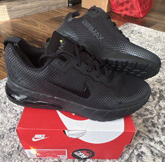 Nike Air Max Phoenix (GS) Black Low Top Sneaker Youth 6Y Air Cushion HF7052