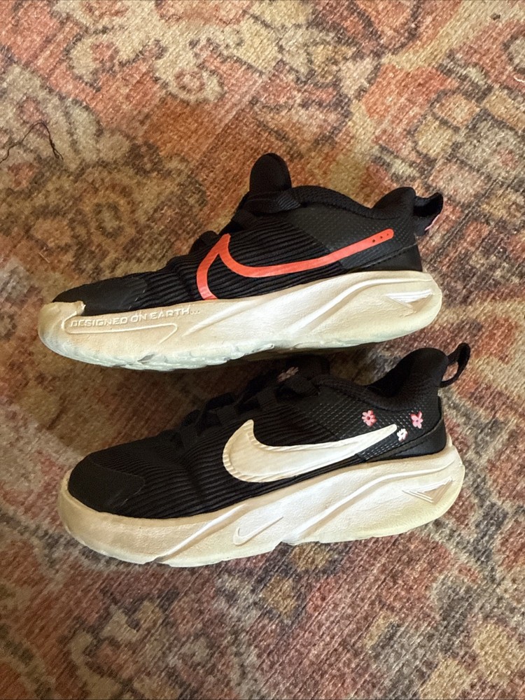 Nike Star Runner 4 Kids Size 10C