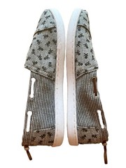 New Without Tags Toms Bimini Gray Chambray Skull Crossbones Stripes Y6