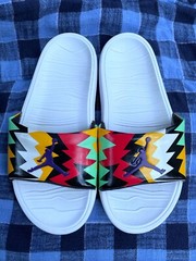 Multicolor Air JORDAN BREAK SLIDES *HARE* Bugs Bunny Edition Size 7Y