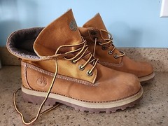 TIMBERLAND COURMA KID ROLL TOP BOOT WHEAT NUBUCK SIZE 4 JUNIOR’S