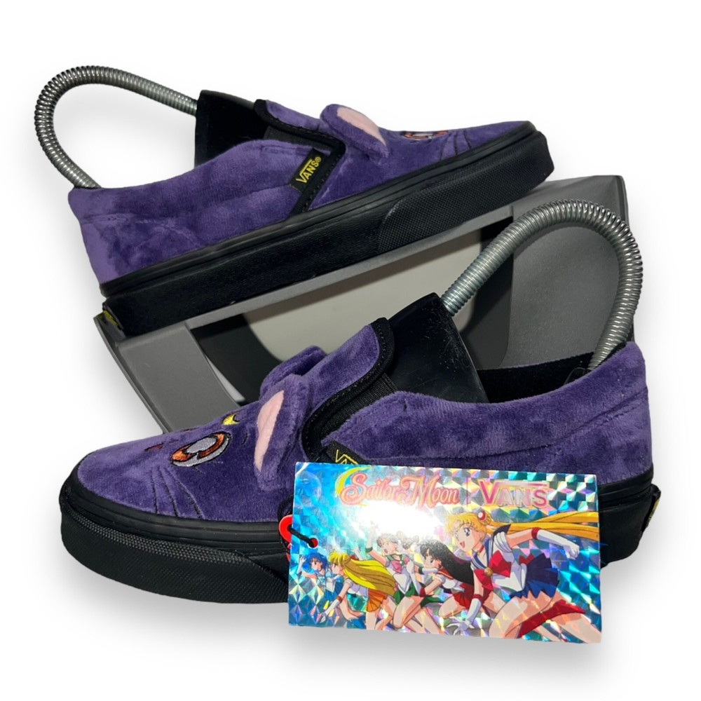 Vans x Sailor Moon Pretty Guardian Luna Slip-on Sneakers Purple / Black Youth 2