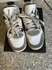 Size 13 (PS) – Jordan 4 Retro Mid Military Black