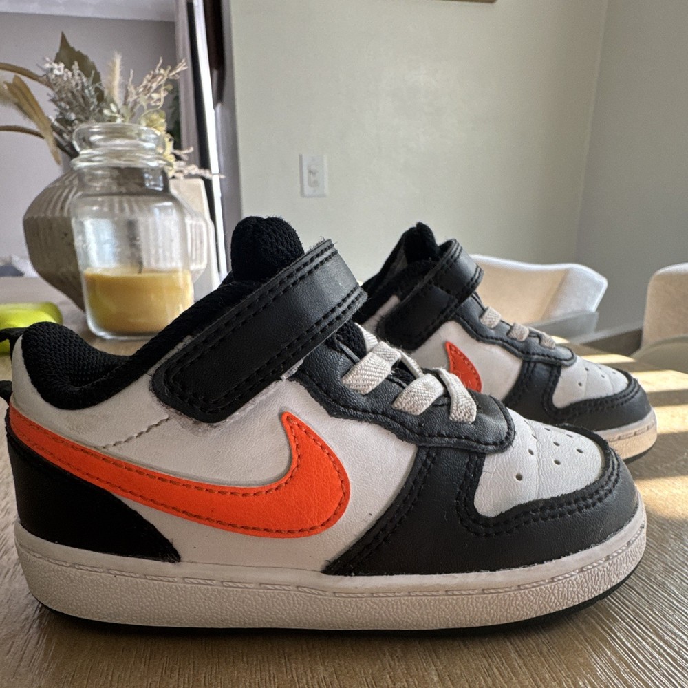 Nike Court Borough Low Top Hook & Loop Leather Sneakers 7C BQ5453-115