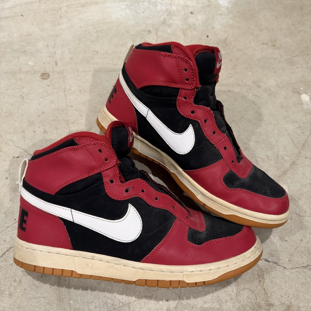 Nike High Top Bambini 2008 7 Youth Board Shoes Varsity Black Red White vintage