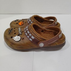 Crocs Star Wars Chewbacca Clogs Kids J3 Youth Brown Wookiee Shoes