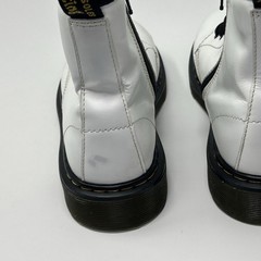 Dr Doc Martens Junior Pascal 1460 J Size 5 White Patent Leather Combat Lace Up