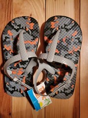 Tropic Sun Toddler Black Orange & Gray Camouflage Sandals- Size 9/10