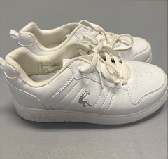 Shaq low-top sneakers size 4