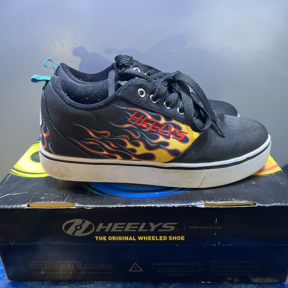 Heelys Pro 20 HES10461H Black Flame Print Skate Skater Shoes Sneakers Mens 7