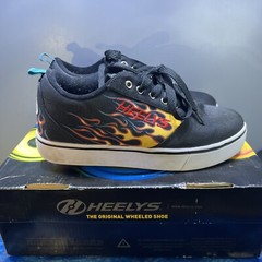 Heelys Pro 20 HES10461H Black Flame Print Skate Skater Shoes Sneakers Mens 7