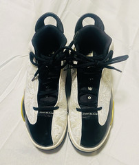 Jordan Dub Zero Black/White/Yellow Mid Top Leather Sneakers Youth 6.5Y