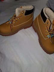 CHILDRENS WATERPROOF BOOTS TAN/GOLD COLOR NWT
