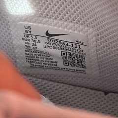 Size 6Y (GS) – Nike Air Force 1 LE Mid Triple White