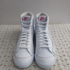 Nike Blazer Mid ’77 ‚White Logo Print‘ dj4624-100 sneakers size 7y