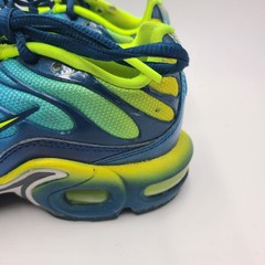 NIKE AIR MAX PLUS GS TEAL GRADIENT BLUE VOLT HERO FORCE Size 4Y CT0962-401