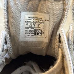 Converse Classic White & Grey Leather Madison Low Top Sneakers Youth Size 4 Fair