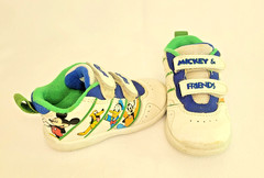 Vtg Mickey Mouse & Friends Disney Double Strap Shoes Toddler Size 4 White Y2K