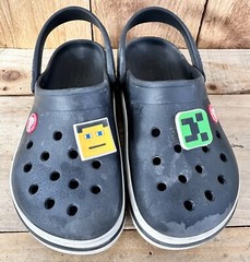 Crocs Gibbitz Minecraft Size 13 Kids Black