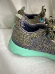 Allbirds Smallbirds Wool Runner Wowza Blue/Buoyant Mint Youth Size 1 Flaw