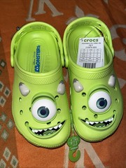 Crocs Monsters Inc Mike Wazowski Clogs Green Kids Size J2 Disney Pixar New