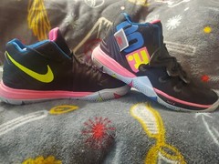 Nike Kyrie 5 Just Do It Black Volt Hyper Pink Size 3Y Mid-top GREAT CONDITION!