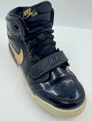 Nike Air Jordan Legacy 312 Sneakers Youth Size 4.5 Black Leather AT4040-007