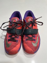 NIKE (2014) KEVIN DURANT KD Hyper Punch Basketball Shoe Kid Size 2Y (669942-601)