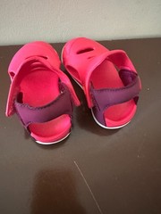 Nike Sunray Protect 3 Slingback Sandal Kids 4C Pink Swoosh Logo DH9465-602 N247