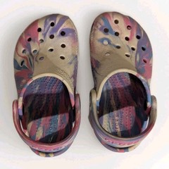 Crocs clogs child size 8 tie dye pink, purple, blue & white